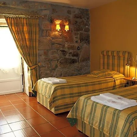 Casa Da Lage Bed & Breakfast
